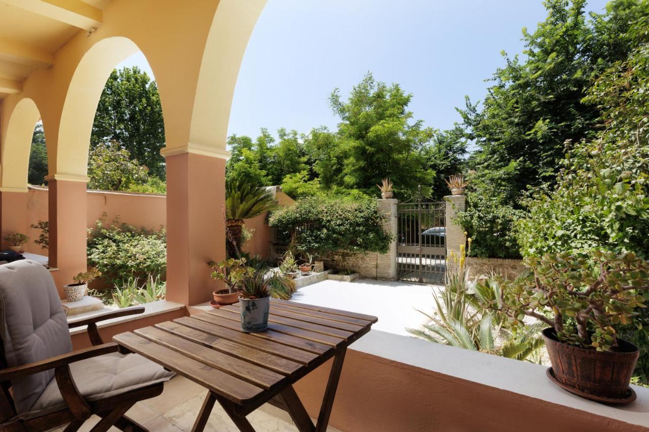 Aloe Apartments Korfu Dış mekan fotoğraf